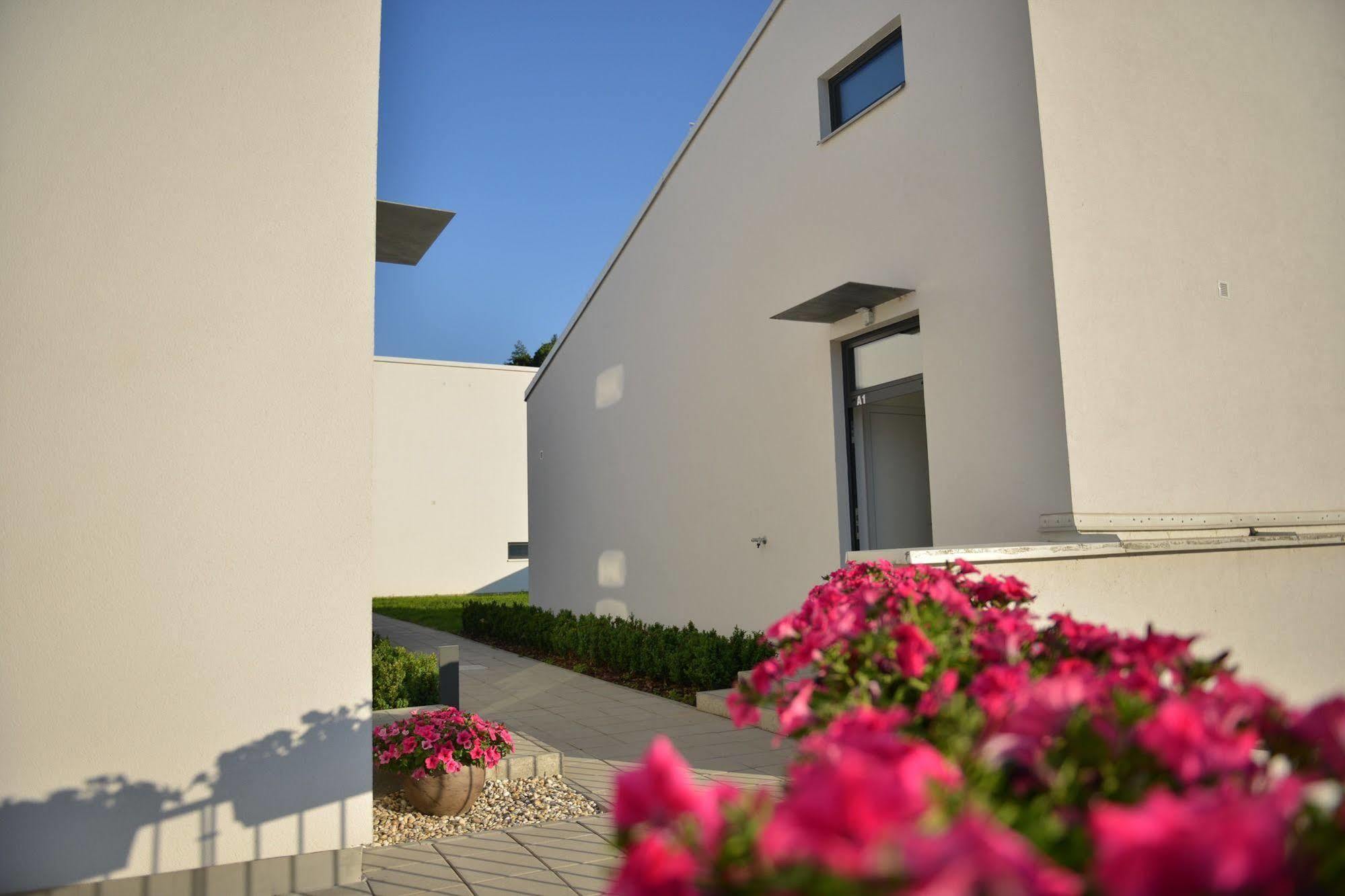 Apartmany Eden - Rezidence Luhačovice Exterior foto